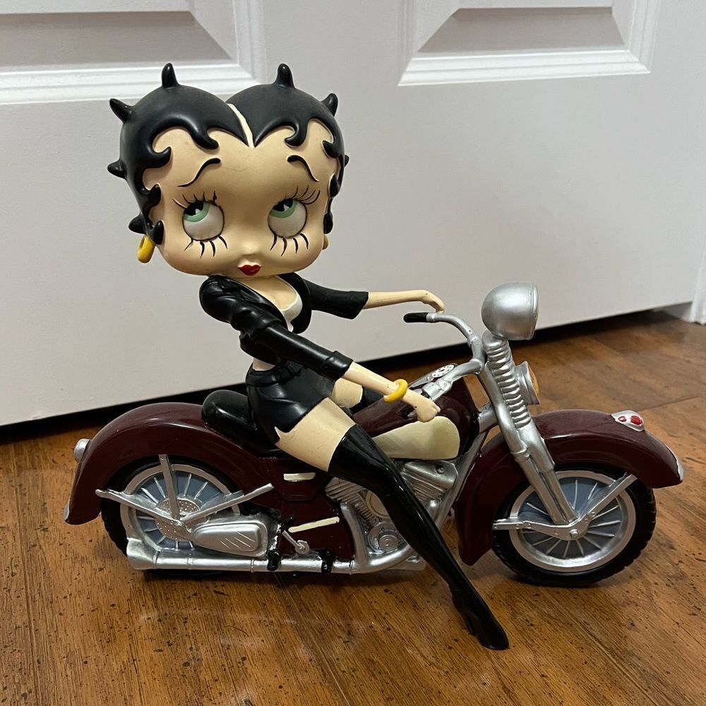 Rare betty boop biker motorcycle figurine statue